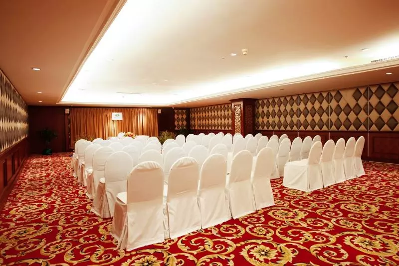 Fotos del hotel Phuket Graceland Resort And Spa:  4