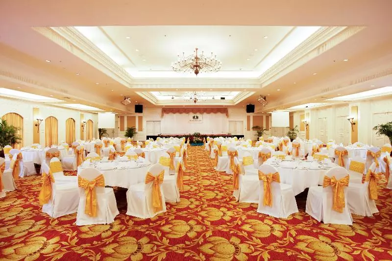 Fotos del hotel Phuket Graceland Resort And Spa:  25