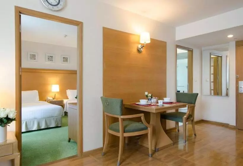 Fotos del hotel At Ease Saladaeng By Aetas:  18