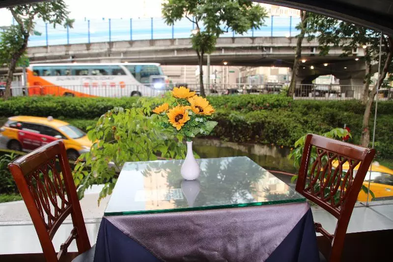 Fotos del hotel Silken:  6