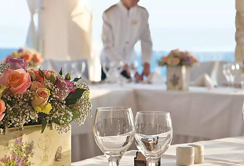 Fotos del hotel Alexander The Great Beach:  15