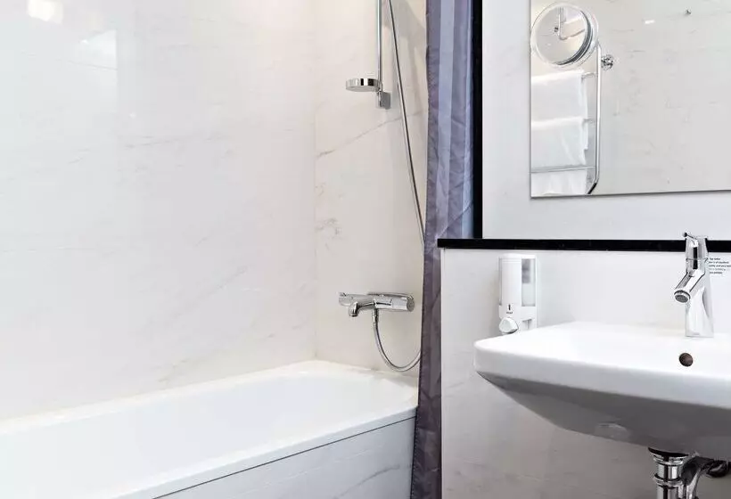 Fotos del hotel Sure  By Best Western Arena:  15