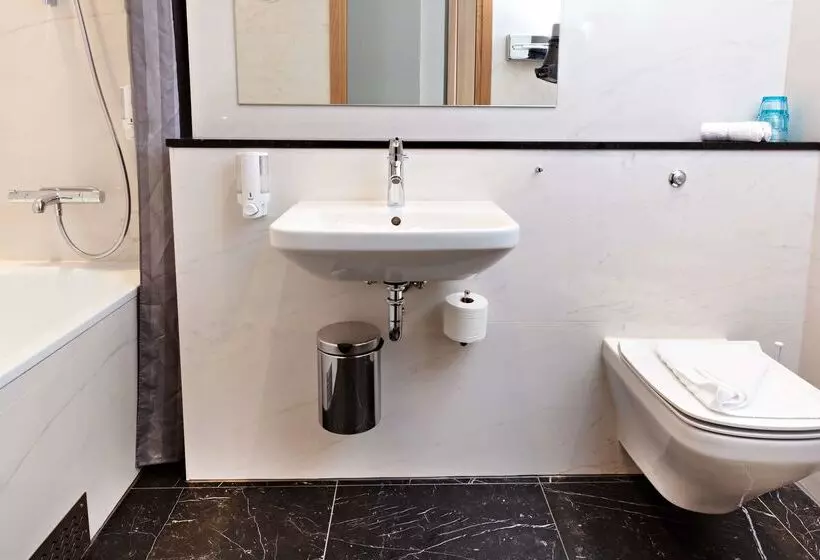 Fotos del hotel Sure  By Best Western Arena:  21