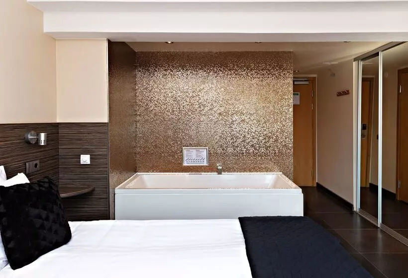 Fotos del hotel Sure  By Best Western Arena:  25