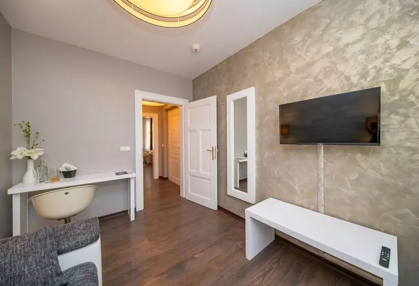 Fotos del hotel Emporio Prague Apartments:  19