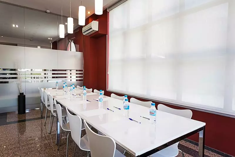 Fotos del hotel B&b Hotel Madrid Fuenlabrada:  4