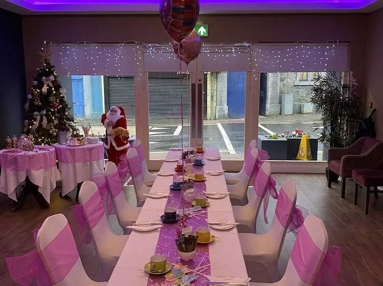 Fotos del hotel The Corralea Court:  8