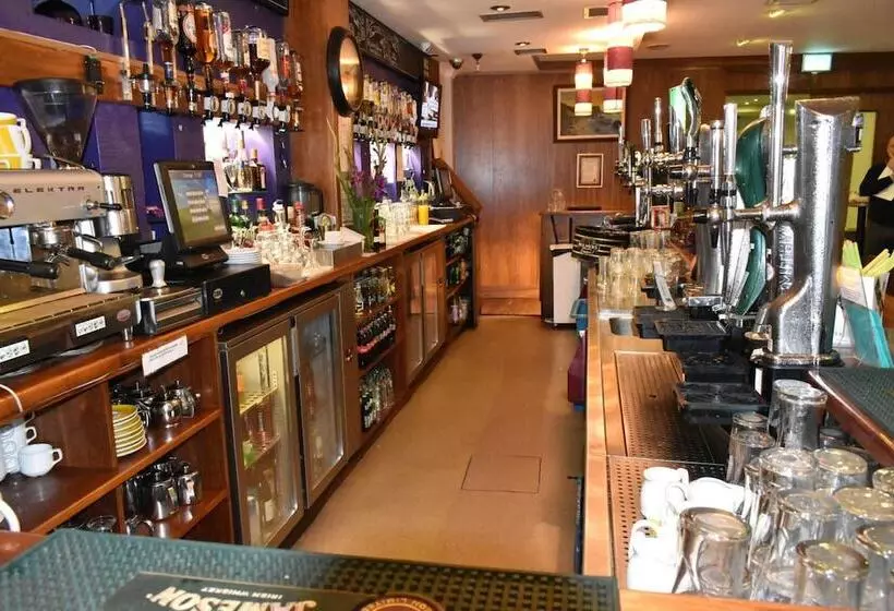 Fotos del hotel The Corralea Court:  12