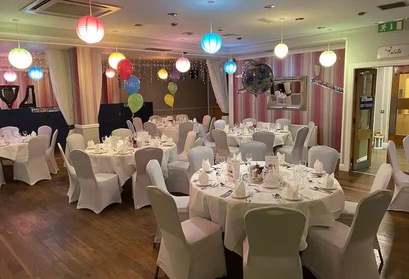 Fotos del hotel The Corralea Court:  3