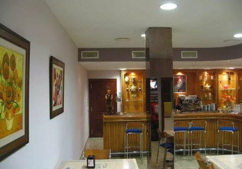 Fotos del hotel Cristina Enea:  8
