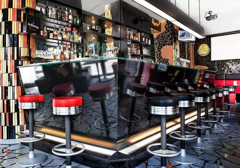 Fotos del hotel Grand  Downtown:  4