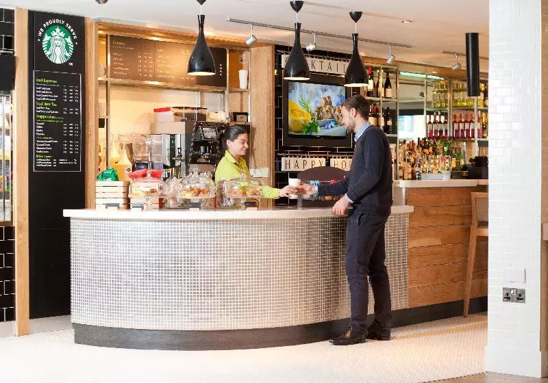 Fotos del hotel Holiday Inn London Brentford Lock, An Ihg:  9