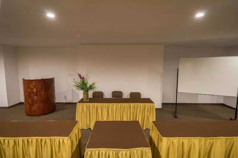 Fotos del hotel Jose Antonio Executive:  16