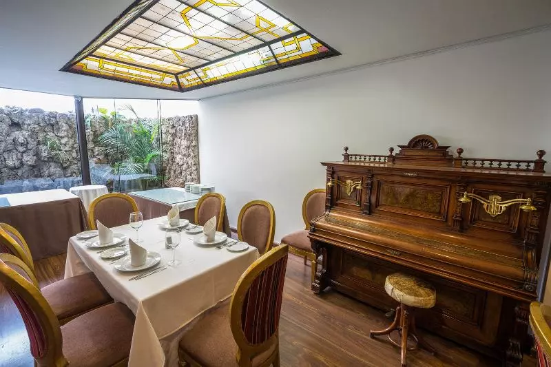 Fotos del hotel Jose Antonio Executive:  12