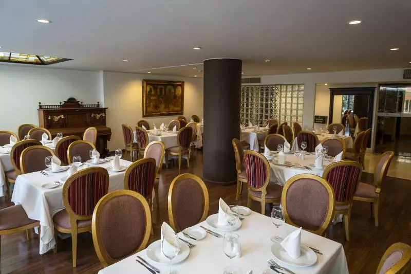 Fotos del hotel Jose Antonio Executive:  5