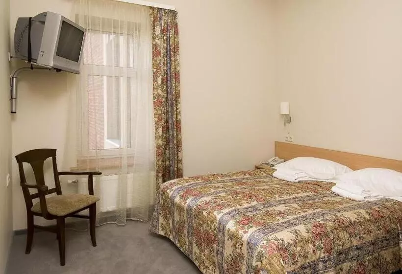 Fotos del hotel Toss:  8