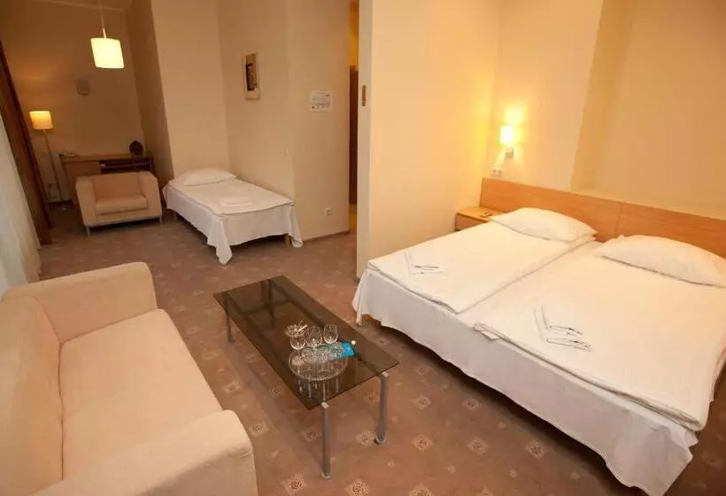 Fotos del hotel Toss:  2