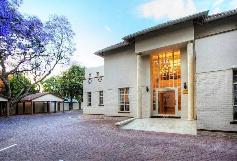 Fotos del hotel 10 2nd Avenue Houghton Estate:  8