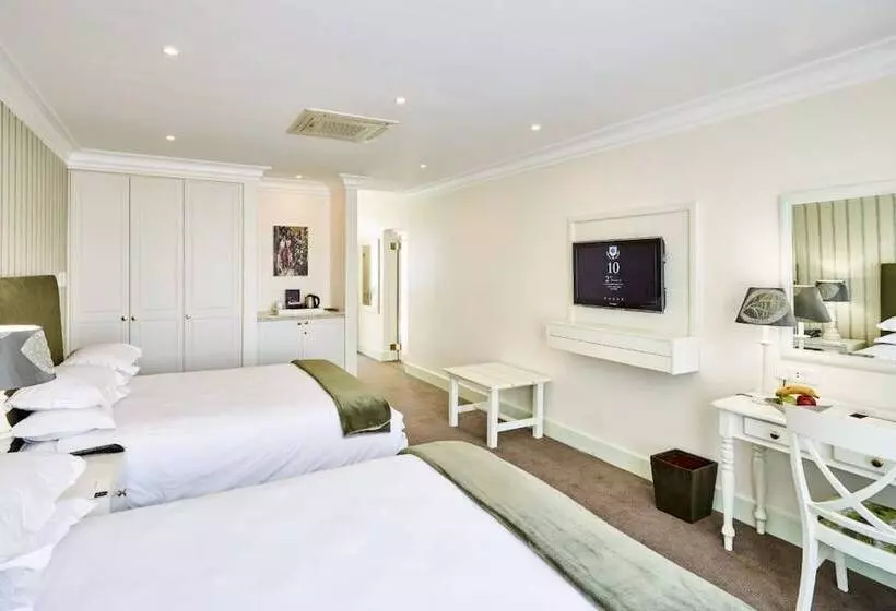 Fotos del hotel 10 2nd Avenue Houghton Estate:  15