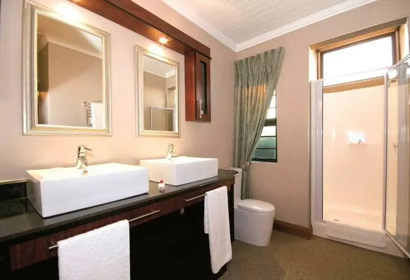 Fotos del hotel Pine Lodge Resort:  8