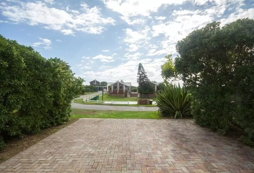 Fotos del hotel Pine Lodge Resort:  23