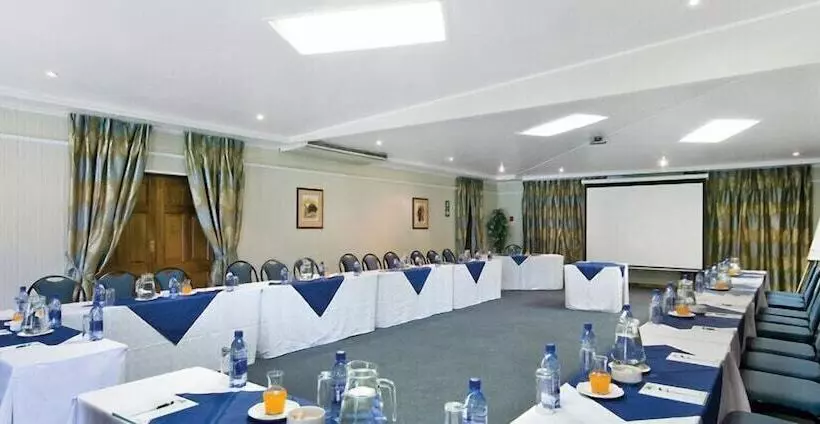 Fotos del hotel Pine Lodge Resort:  6