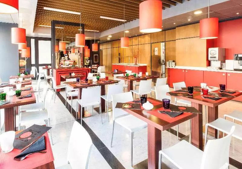 Fotos del hotel Ibis Roma Fiera:  3