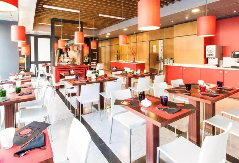 Fotos del hotel Ibis Roma Fiera:  10