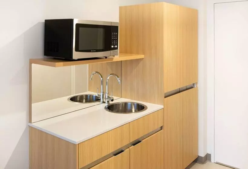 Fotos del hotel Travelodge Hotel Garden City Brisbane:  7