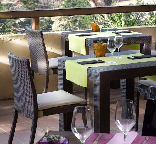 Fotos del hotel Porta D'Alella:  8