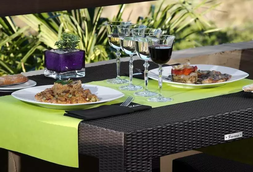 Fotos del hotel Porta D'Alella:  12