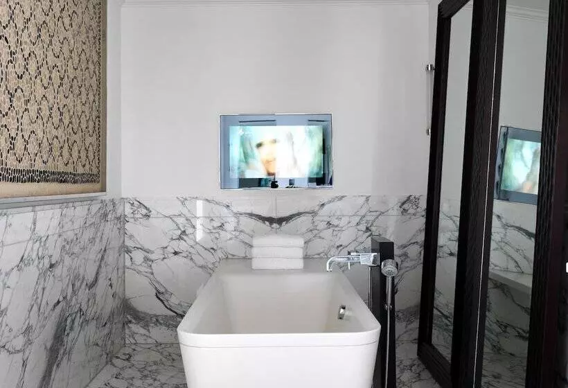 Fotos del hotel The Soho Hotel, Firmdale Hotels:  16