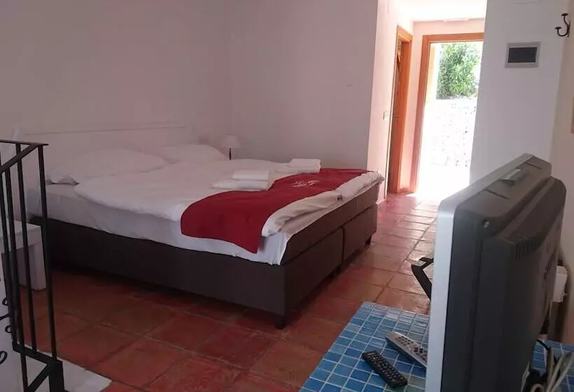 Fotos del hotel Fincahotel Cases De Sant Jaume:  20