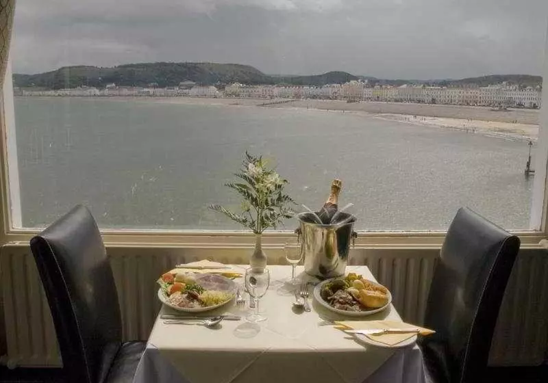 Fotos del hotel The Grand:  11