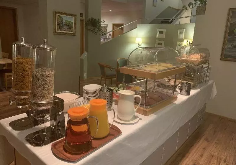 Fotos del hotel Orkin:  6