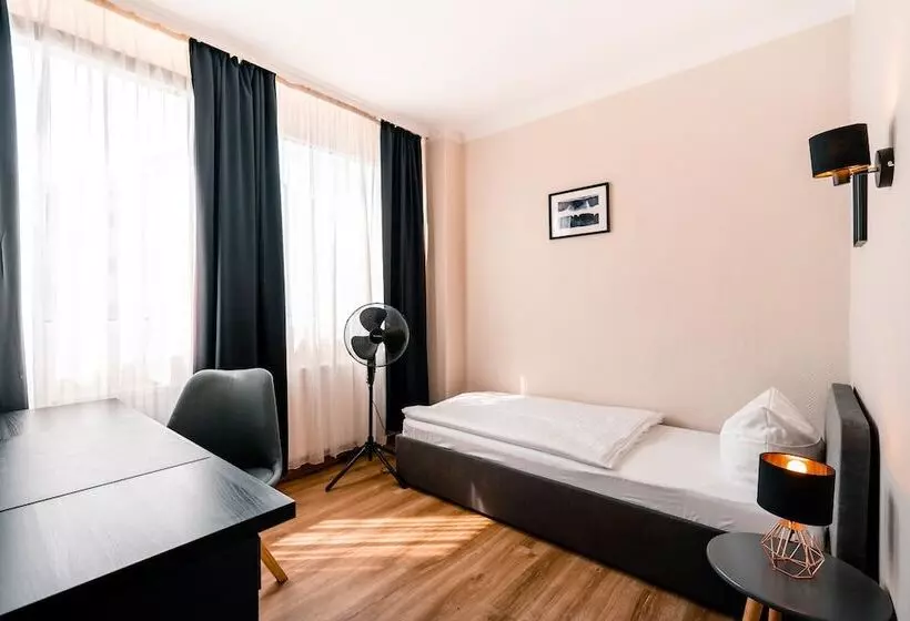 Fotos del hotel Berliner Bär:  17