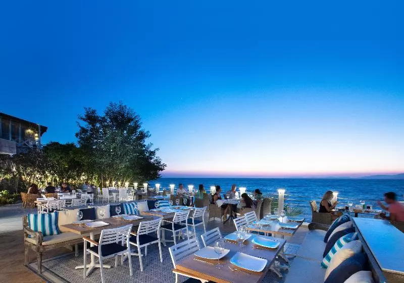 Fotos del hotel Charisma De Luxe:  8