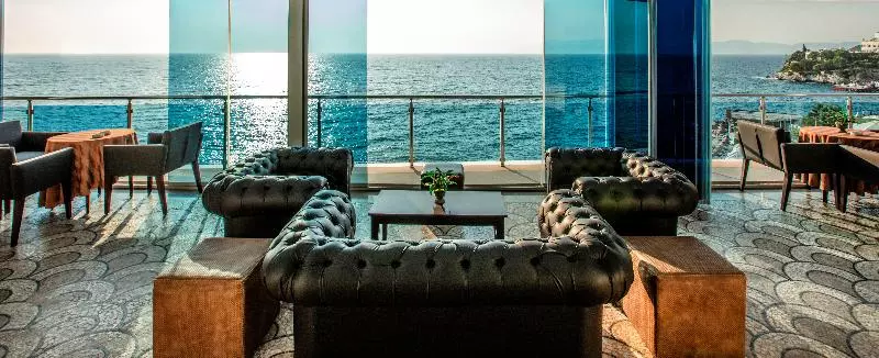 Fotos del hotel Charisma De Luxe:  22