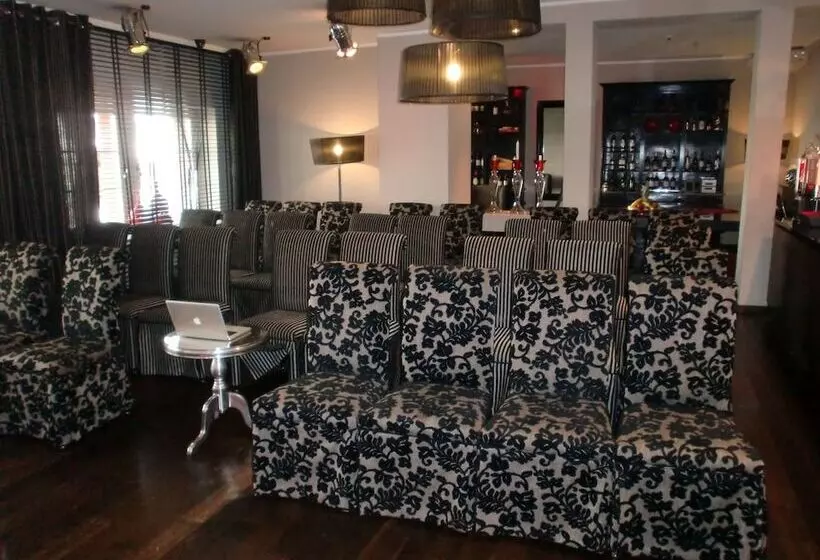 Fotos del hotel Stage 47:  17