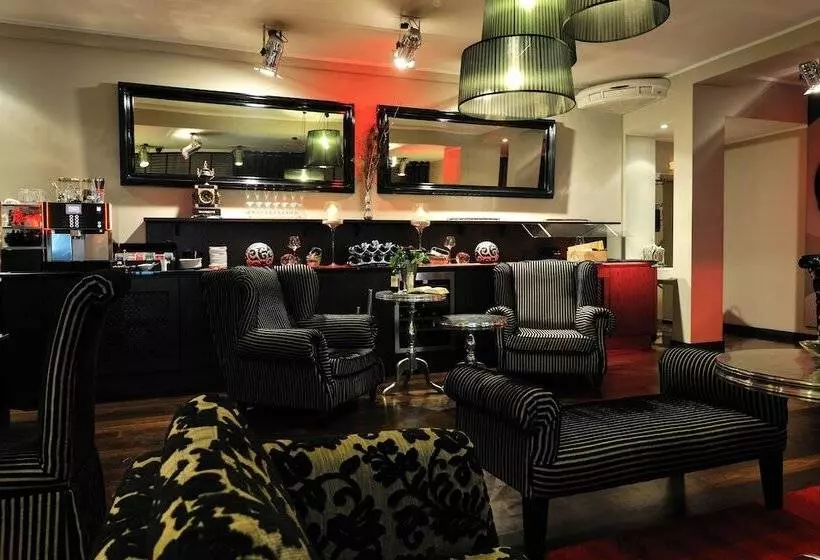 Fotos del hotel Stage 47:  10