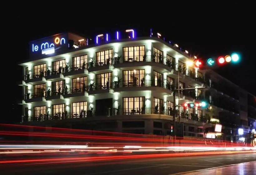 Amanjaya Pancam Suites