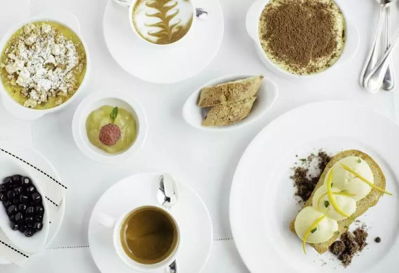 Fotos del hotel Portrait Firenze - Lungarno Collection:  2