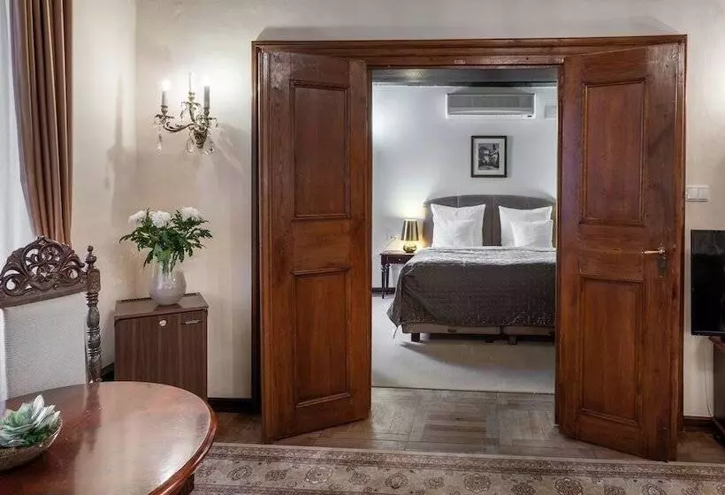 Fotos del hotel Aurus:  11