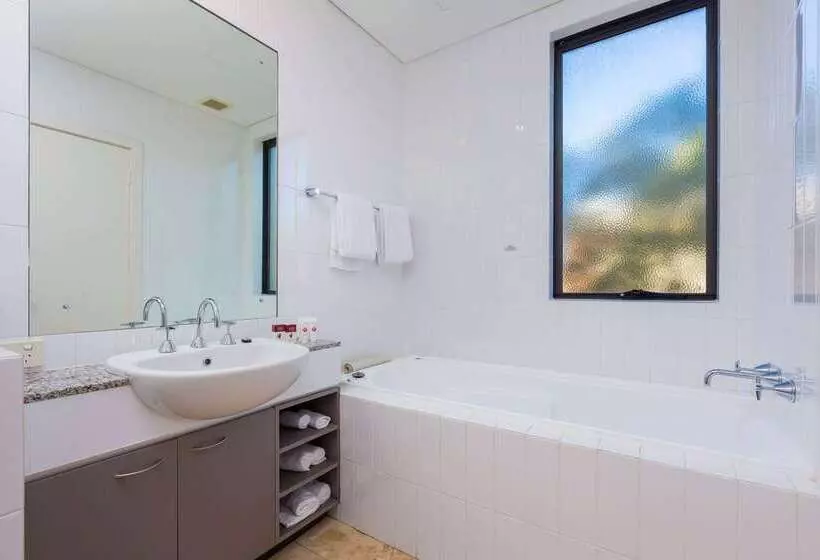 Fotos del hotel Ramada By Wyndham Perth The Outram:  13