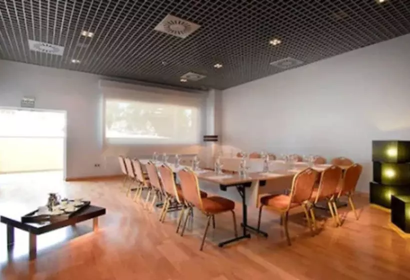 Fotos del hotel Fc Villalba:  6