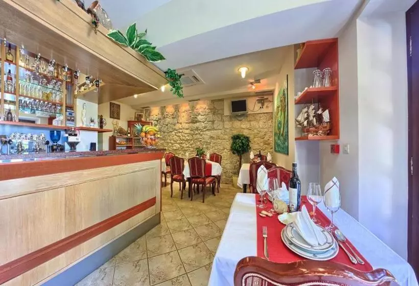 Fotos del hotel Trogir:  18