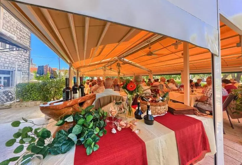 Fotos del hotel Trogir:  3