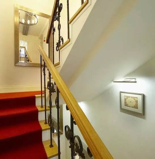 Fotos del hotel Garden Palace:  3