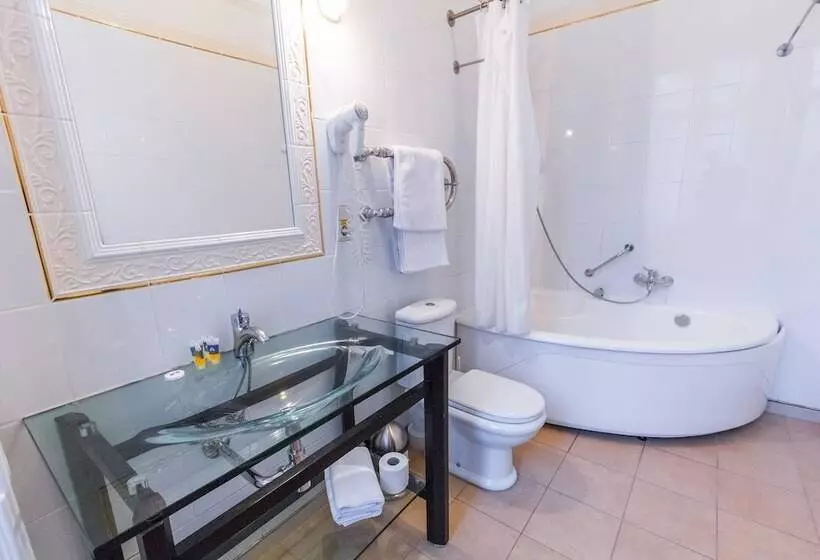 Fotos del hotel Garden Palace:  13