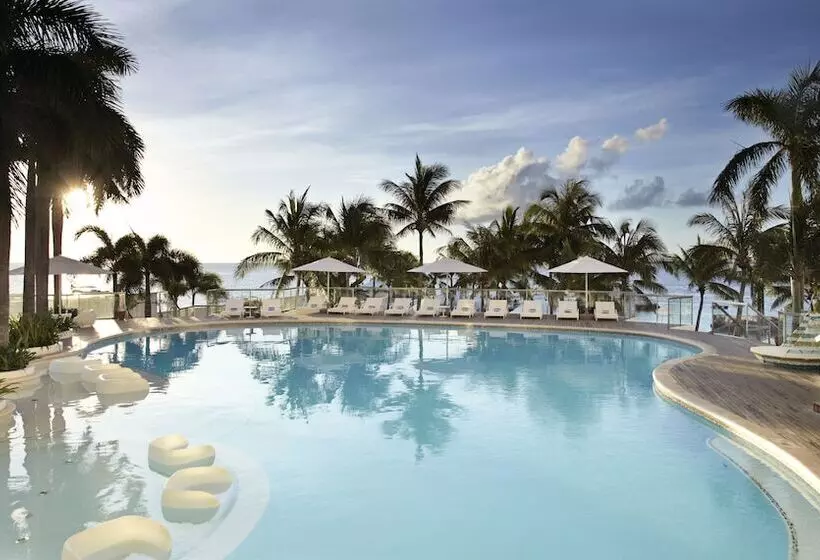 Fotos del hotel Mövenpick  Mactan Island Cebu:  2